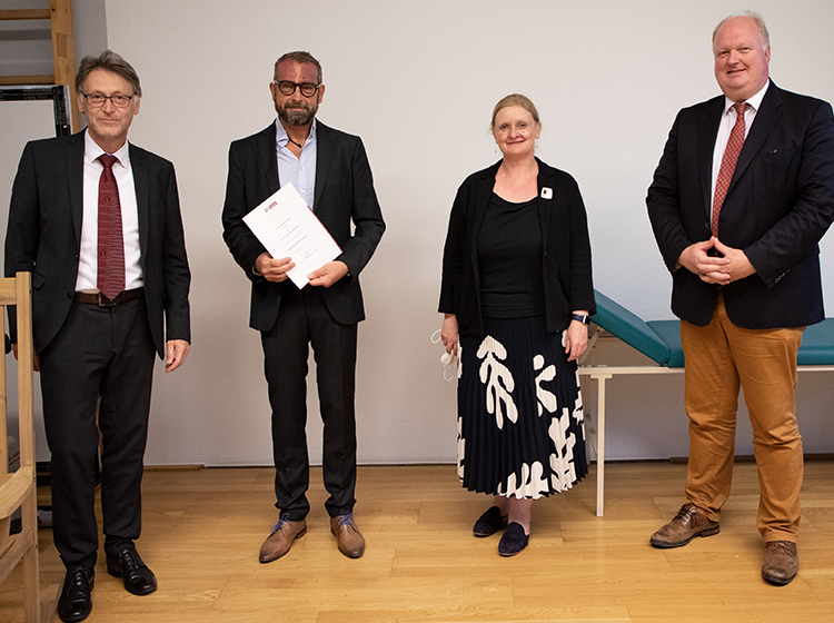 Verleihung der APL-Urkunde